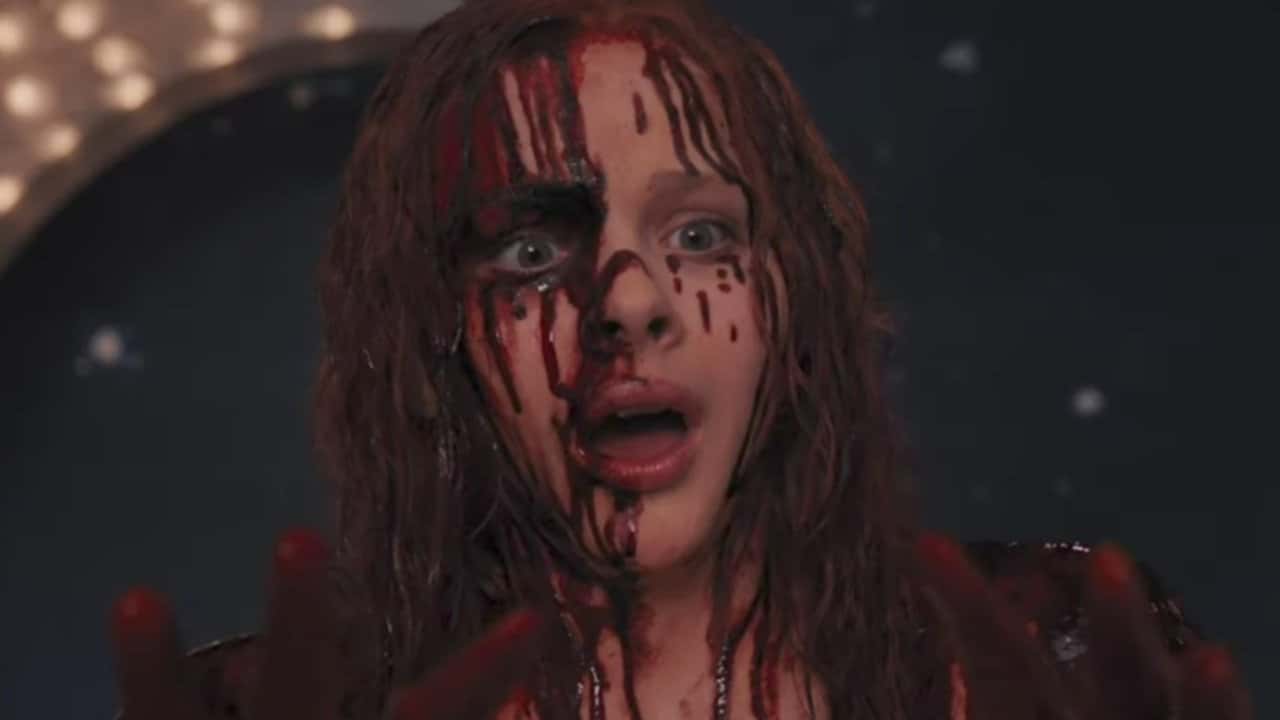 Кадр з фільму Керрі (2013)