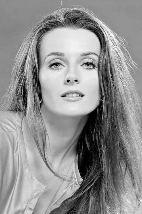Фото Celeste Yarnall
