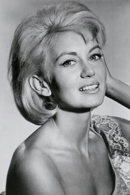 Фото Janette Scott