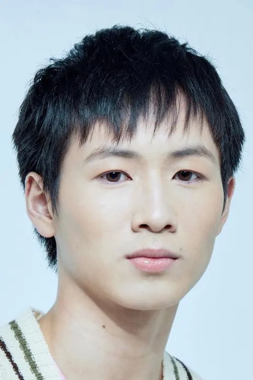 Фото อธิพิชญ์ ชุติวัฒน์ขจรชัย