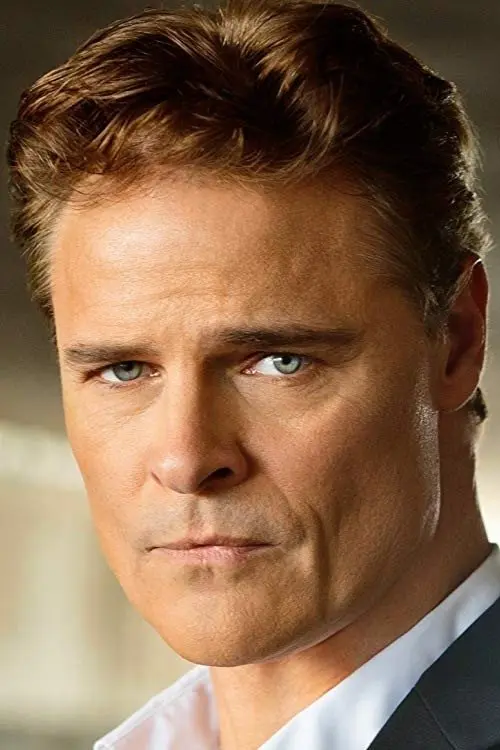 Фото Dylan Neal