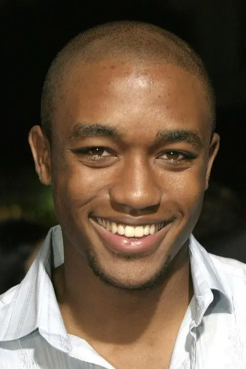 Фото Lee Thompson Young