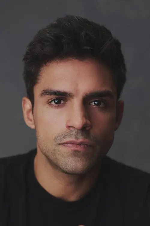 Фото Sean Teale