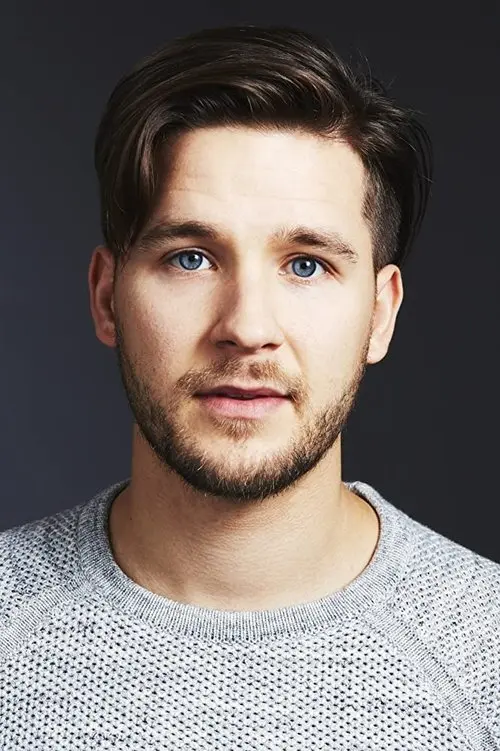 Фото Devon Werkheiser