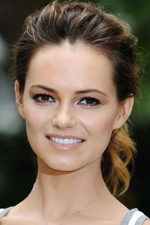 Фото Kara Tointon