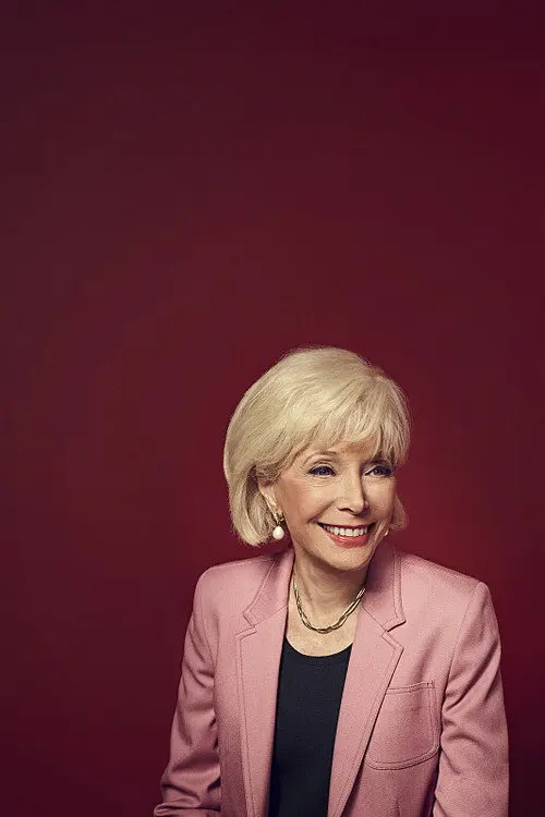 Фото Lesley Stahl