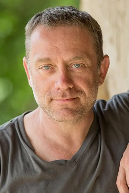 Фото Nicolas Canuel