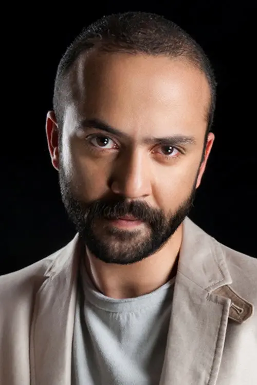 Фото Sarp Akkaya