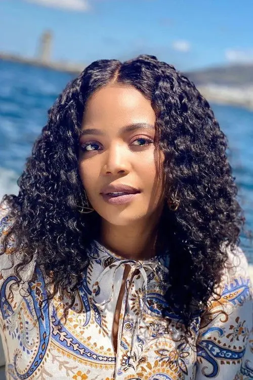 Фото Terry Pheto