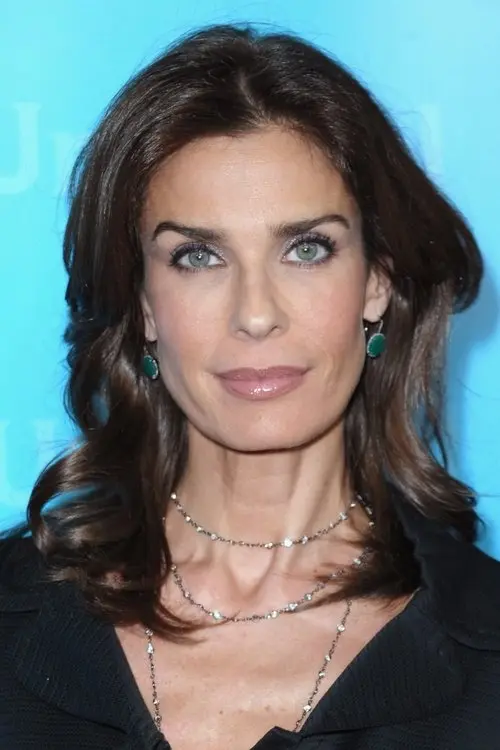 Фото Kristian Alfonso