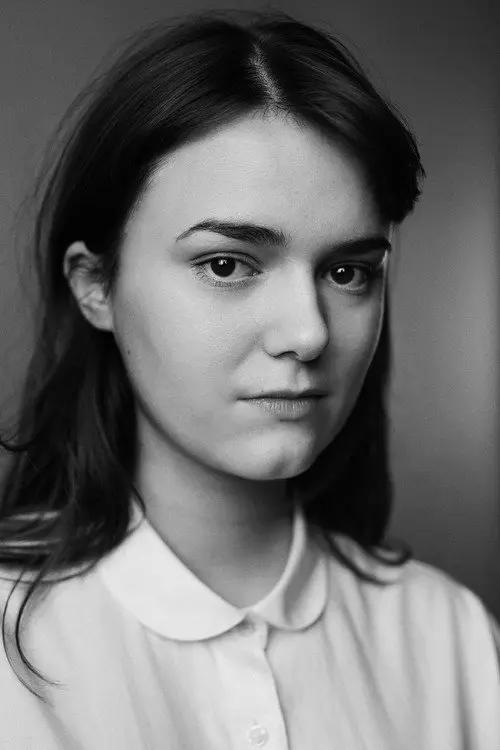 Фото Poppy Allen-Quarmby