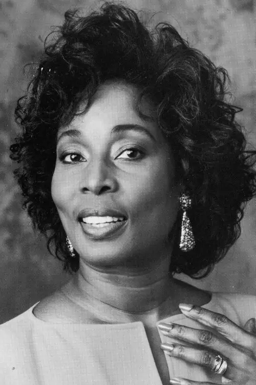 Фото Madge Sinclair