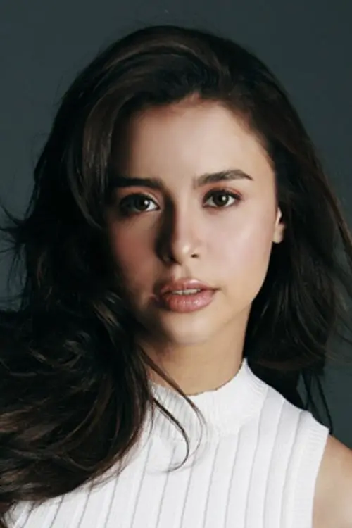 Фото Yassi Pressman