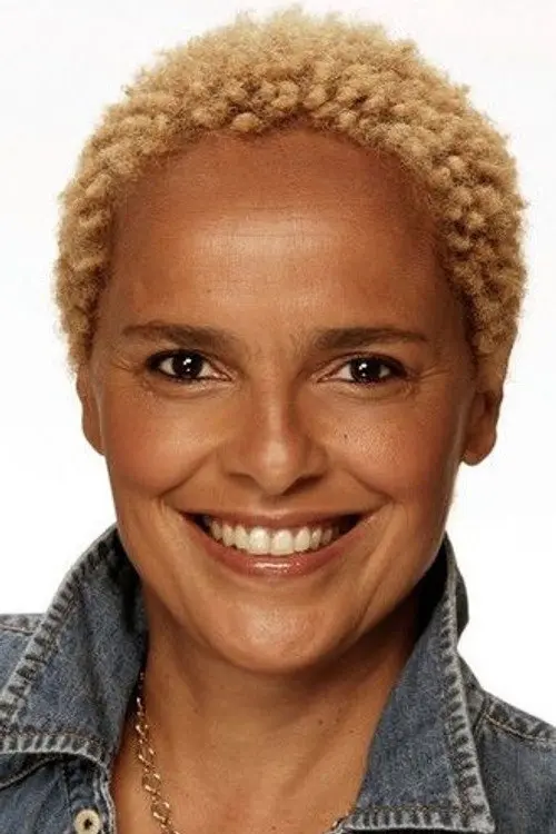 Фото Shari Belafonte