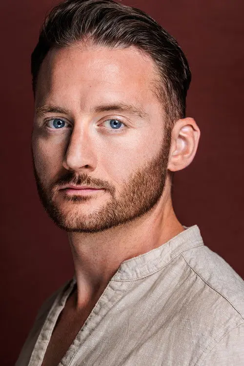 Фото Liam James Collins