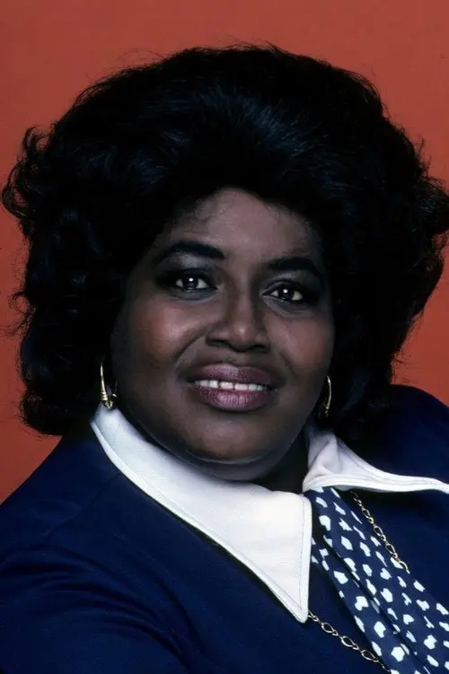 Фото Mabel King