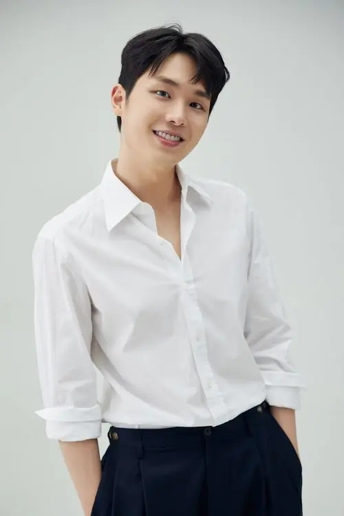 Фото Bae Hyeon-jun