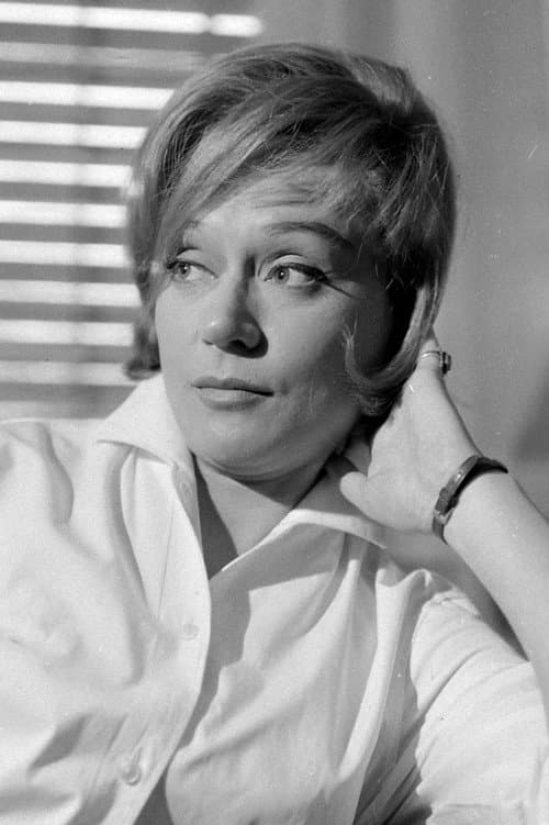 Zsuzsa Bánki photo