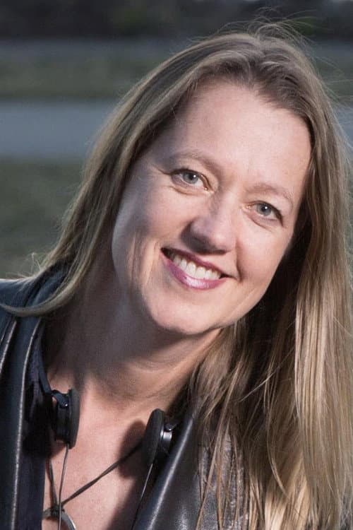 Kate Dennis photo