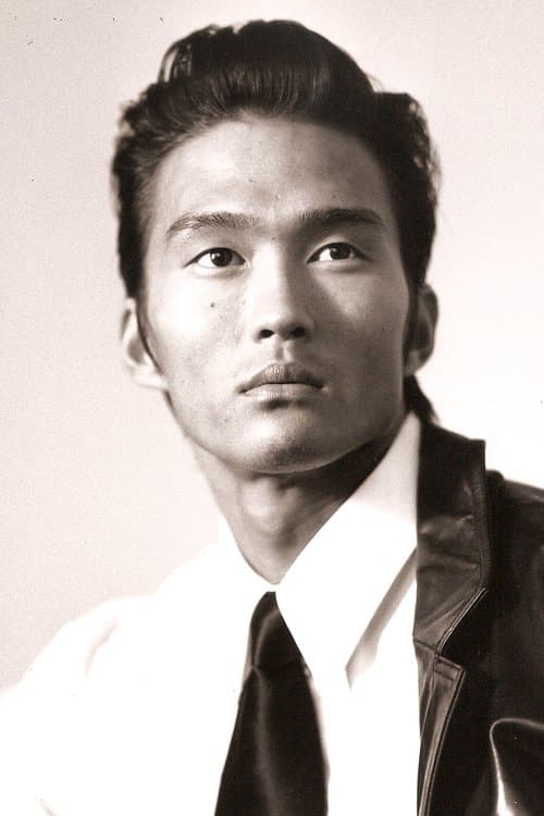 Karl Yune photo