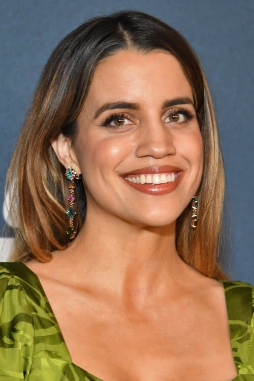 Natalie Morales photo