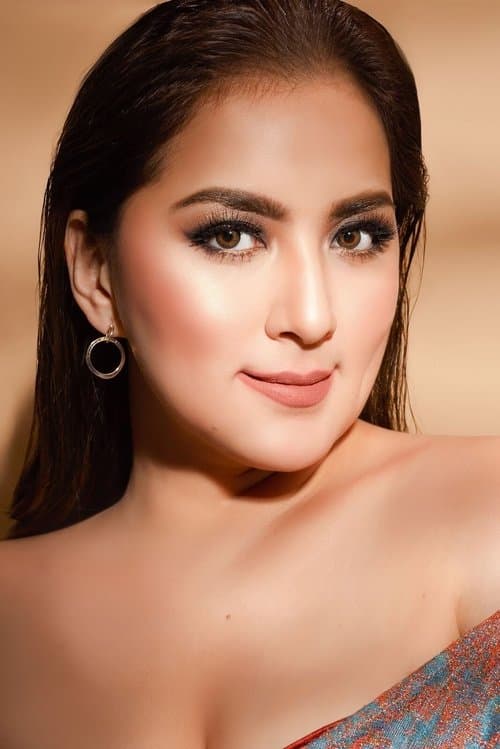 Ara Mina photo