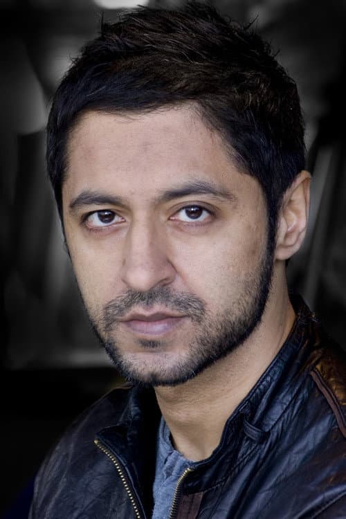 Фото Ash Tandon