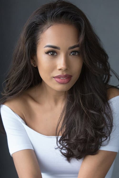 Фото Jade Ewen