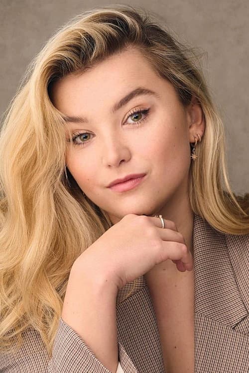 Фото Georgie Banks