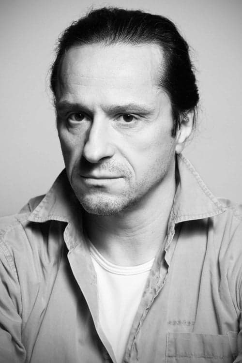 Claudiu Bleonţ photo