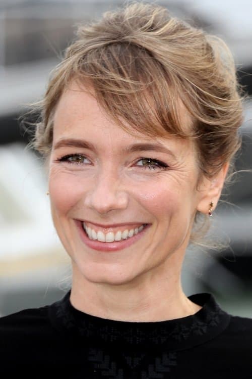 Julie-Anne Roth photo