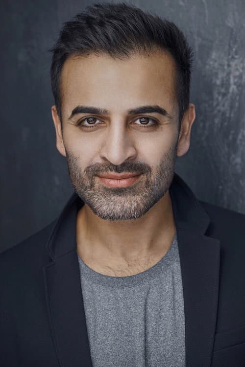 Riz Khan photo