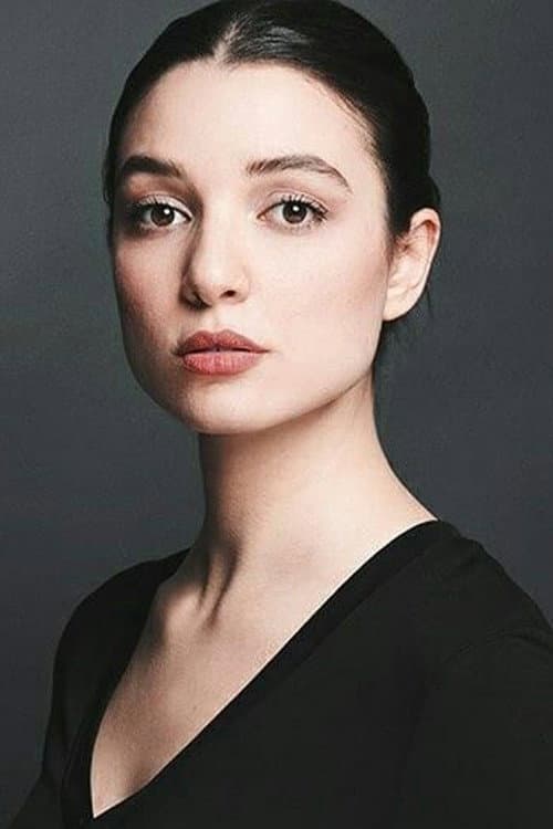 Фото Damla Colbay