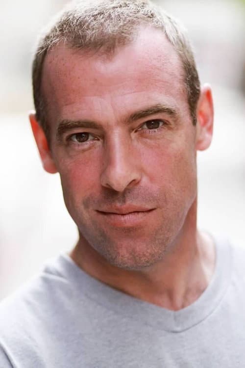 Фото Ian Merrill Peakes
