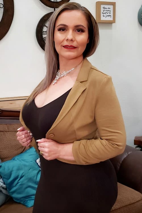 Vianey Huizar photo