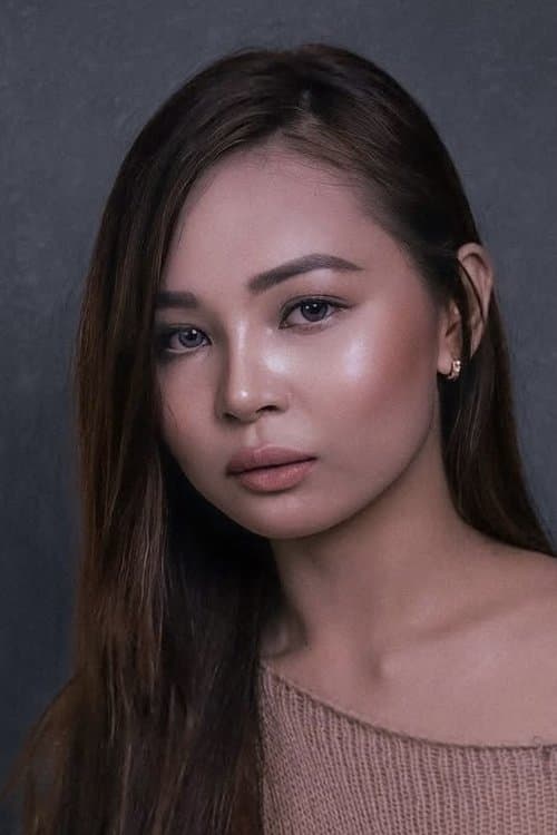 Adriana Roces photo