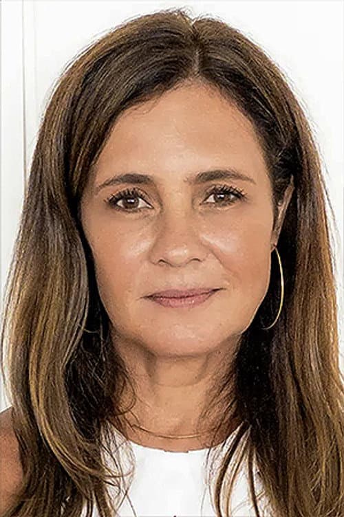 Adriana Esteves photo