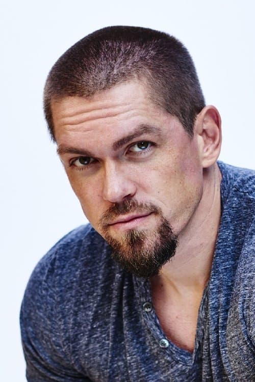Фото Steve Howey