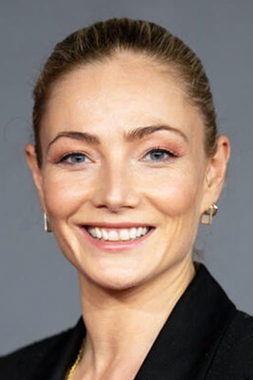 Фото Clara Paget