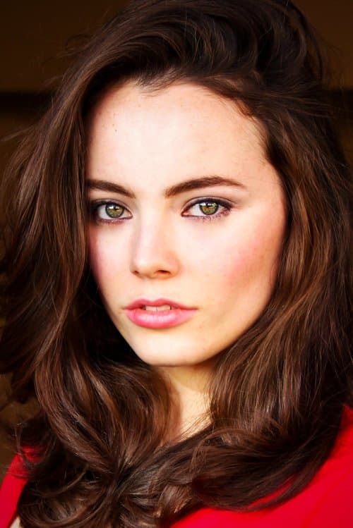 Фото Freya Tingley
