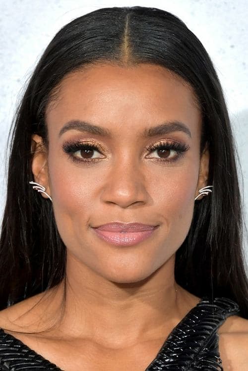Фото Annie Ilonzeh