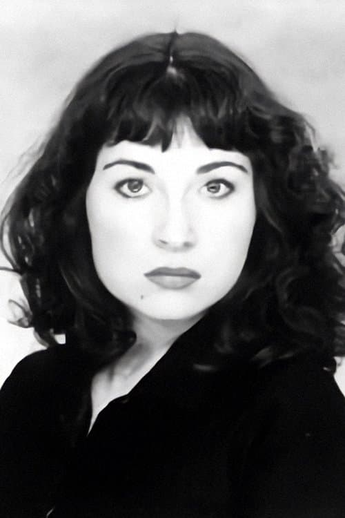 Ariauna Albright photo