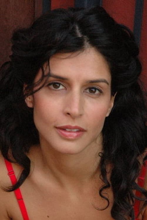 Фото Yasmine Delawari