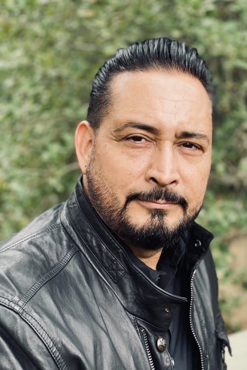 Ben Hernandez Bray photo