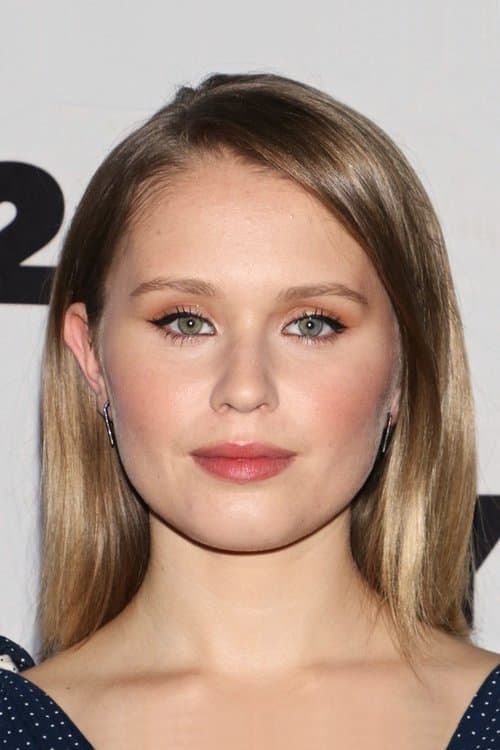Фото Eliza Scanlen