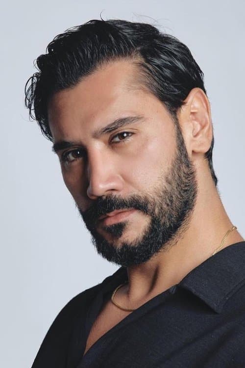 Uğur Güneş photo