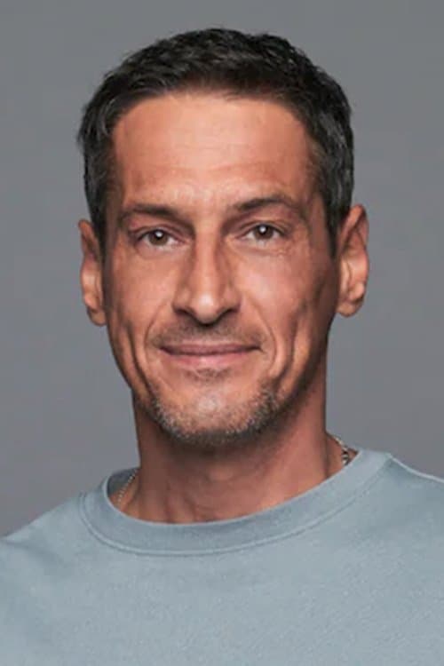 Фото Mirco Nontschew