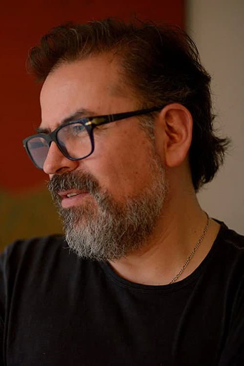 Mario Muñoz photo