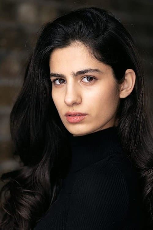 Фото Hannah Khalique-Brown