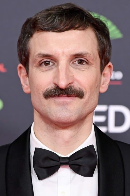 Julián Villagrán photo